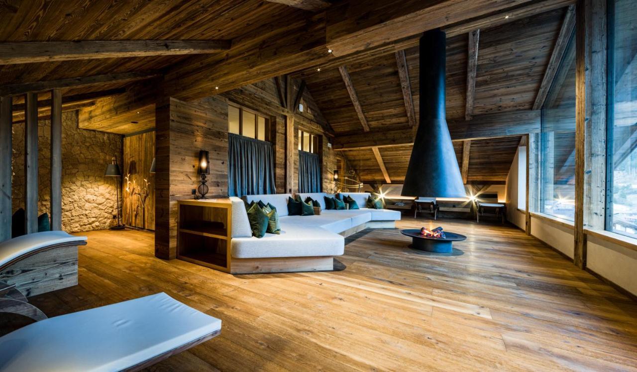Vernel Hotel 3*