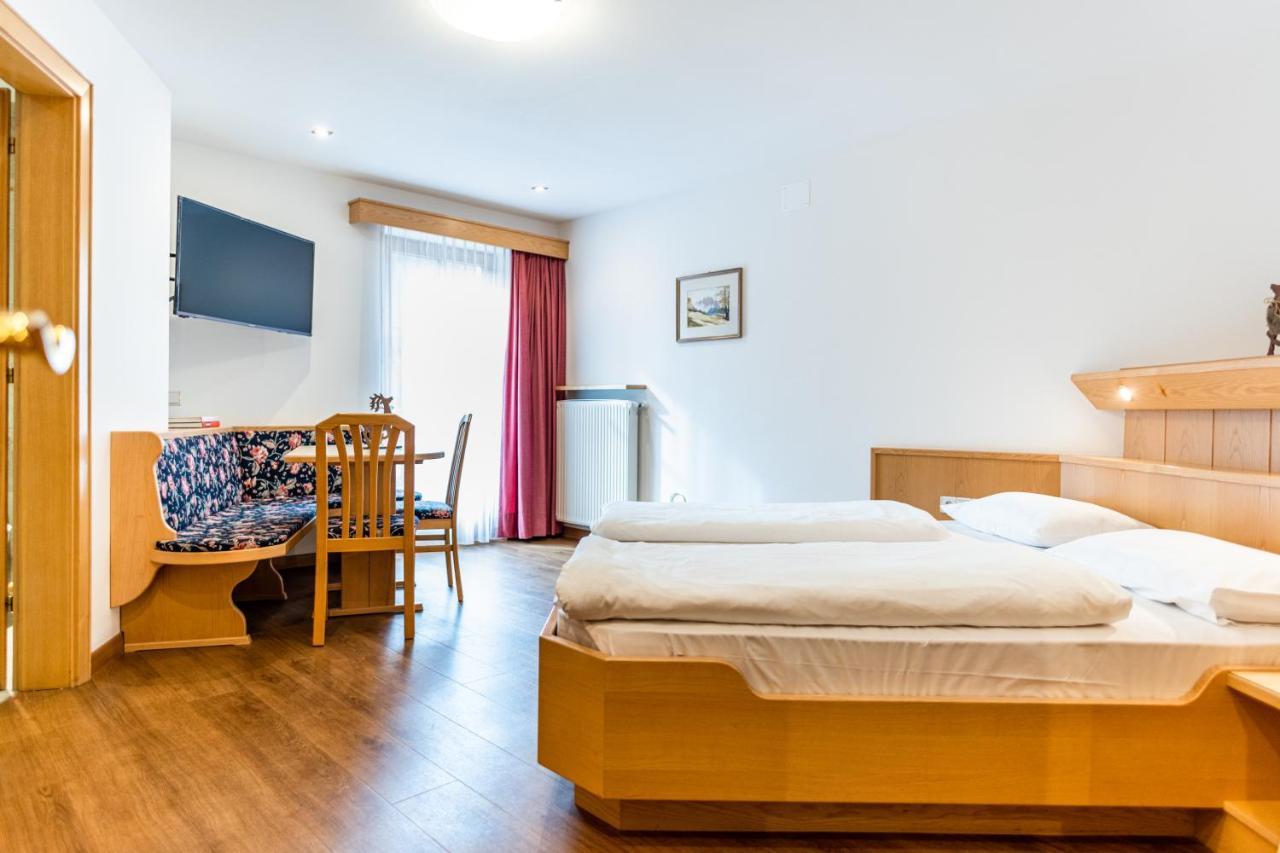 Vernel Hotel