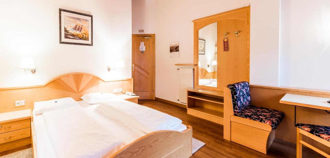 Vernel Hotel 3*